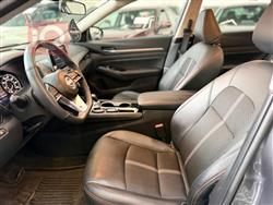 نیسان ئەلتیما